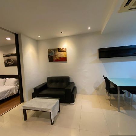 شقة Spacious 3R,2R,Studio 5Min Walk To Time Square,Lalaport, Pool,Gym,Wifi كوالالمبور المظهر الخارجي الصورة