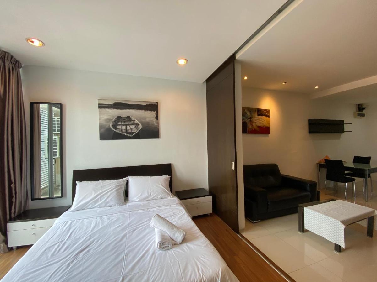 شقة Spacious 3R,2R,Studio 5Min Walk To Time Square,Lalaport, Pool,Gym,Wifi كوالالمبور المظهر الخارجي الصورة