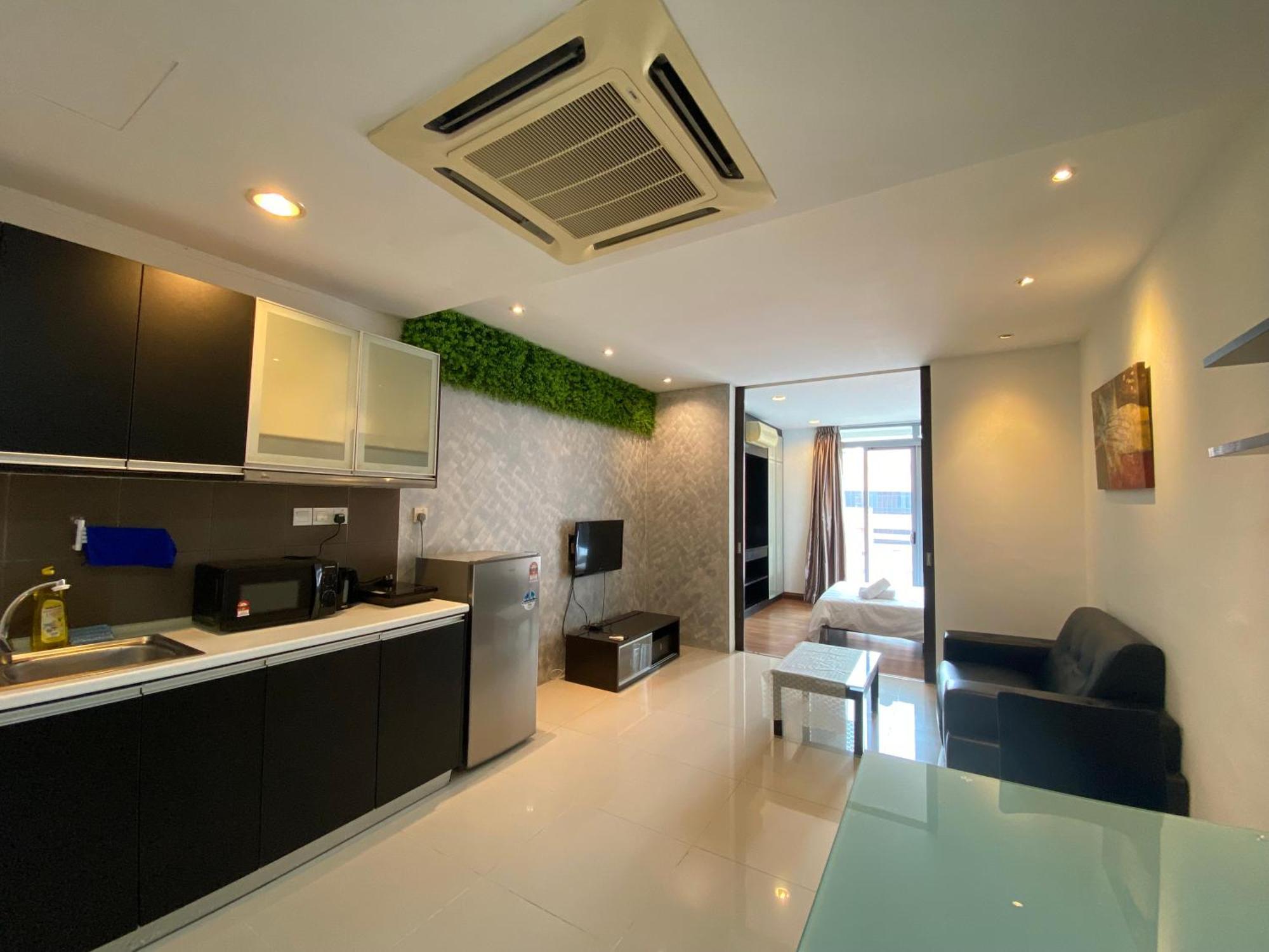 شقة Spacious 3R,2R,Studio 5Min Walk To Time Square,Lalaport, Pool,Gym,Wifi كوالالمبور المظهر الخارجي الصورة