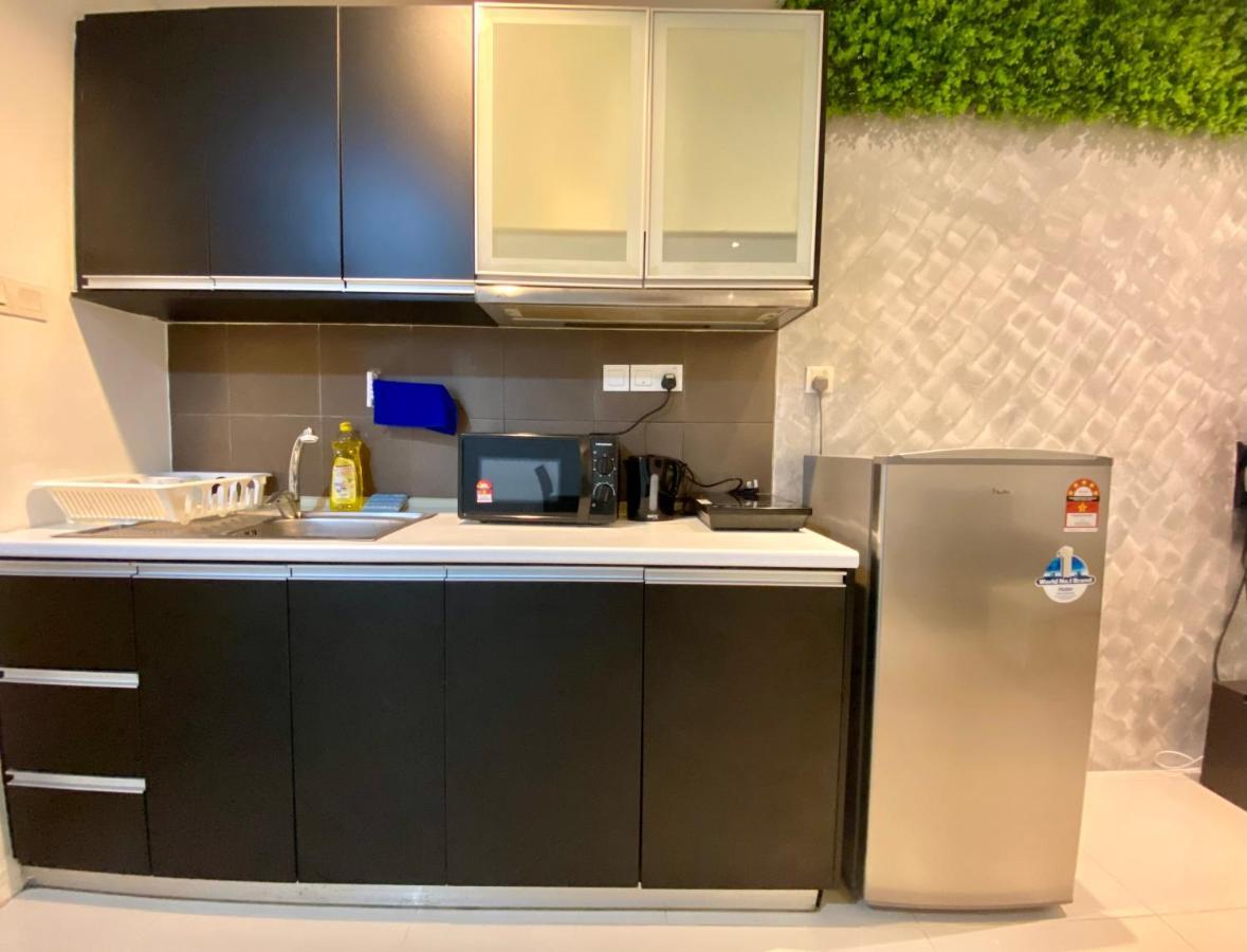 شقة Spacious 3R,2R,Studio 5Min Walk To Time Square,Lalaport, Pool,Gym,Wifi كوالالمبور المظهر الخارجي الصورة