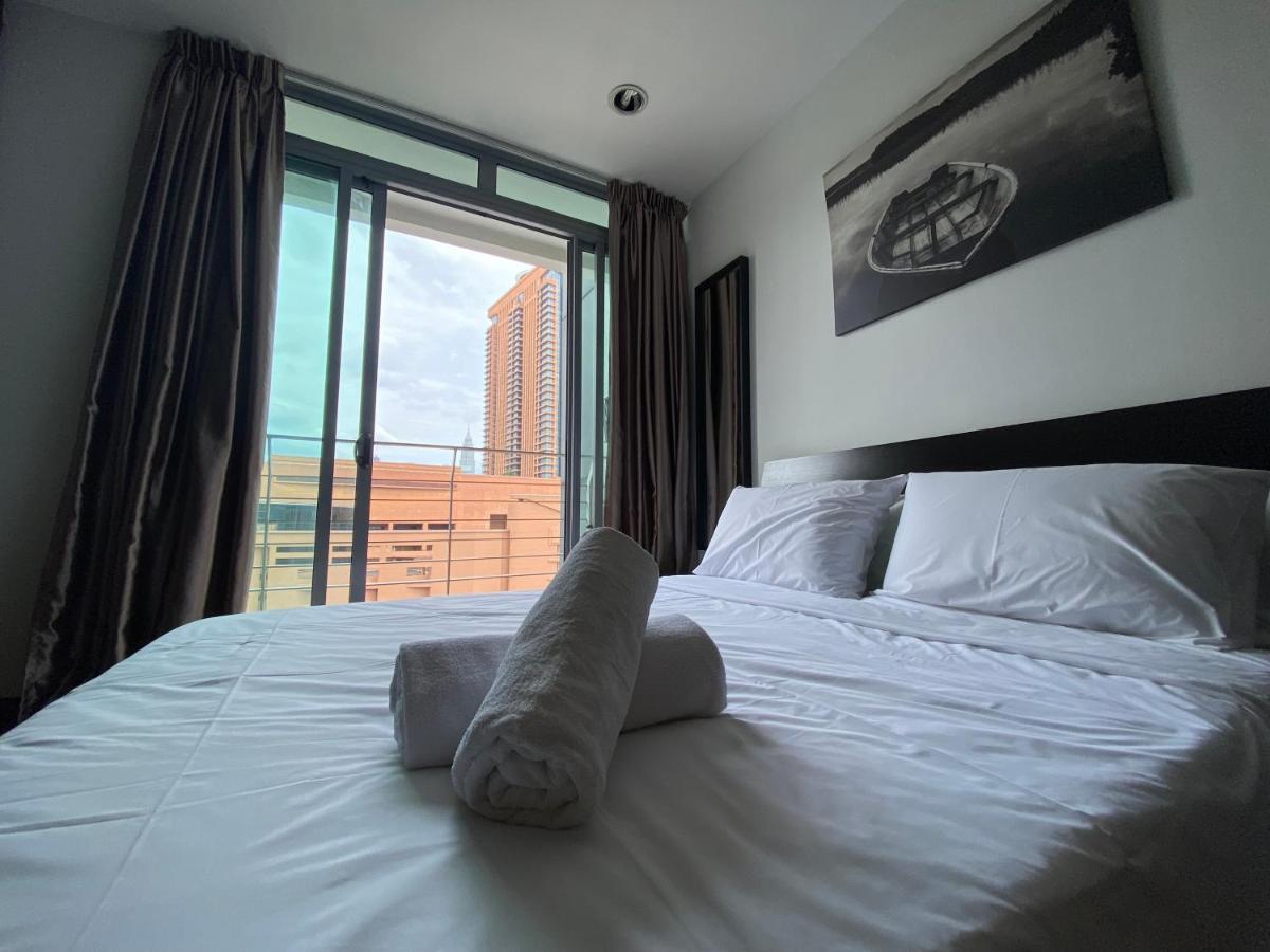 شقة Spacious 3R,2R,Studio 5Min Walk To Time Square,Lalaport, Pool,Gym,Wifi كوالالمبور المظهر الخارجي الصورة