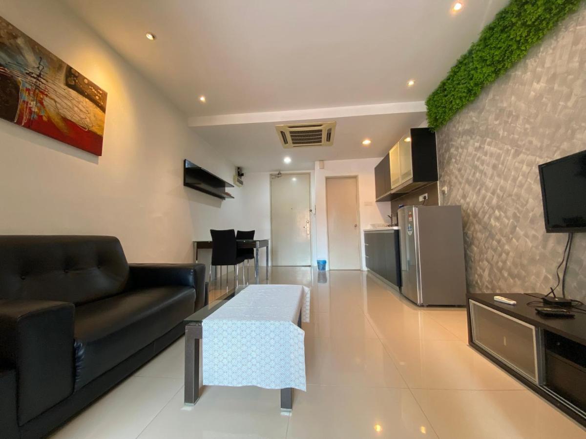 شقة Spacious 3R,2R,Studio 5Min Walk To Time Square,Lalaport, Pool,Gym,Wifi كوالالمبور المظهر الخارجي الصورة